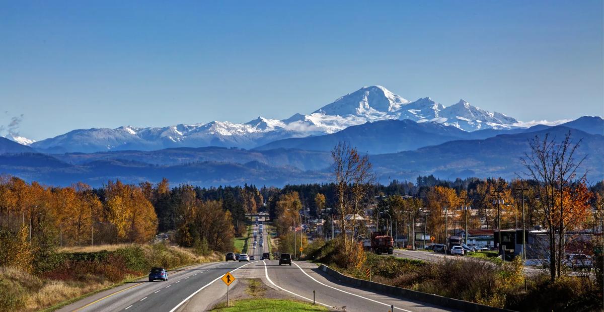 Explore Abbotsford: Stays & Travel Deals
