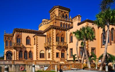 Tour the Ringling Estate